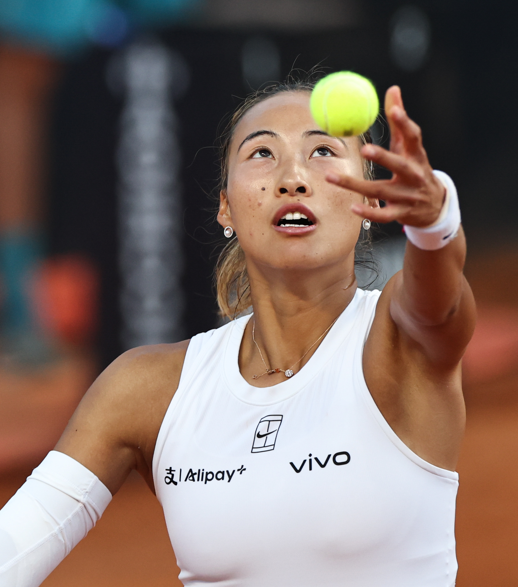 网球小组赛落幕,强队悉数晋级 网球小组赛落幕,强队悉数晋级