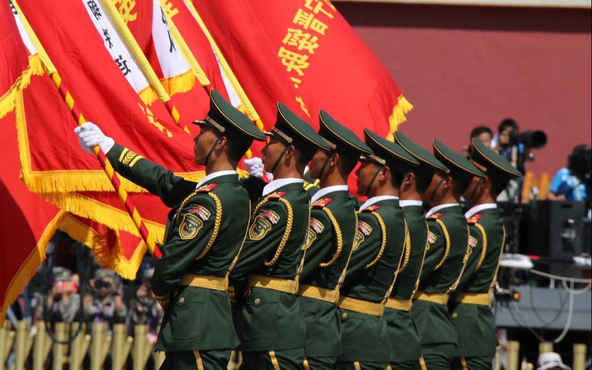 绿茵双重奏,国家德比激情引爆西班牙,多特蒙德跨洲淘汰摩洛哥黑马